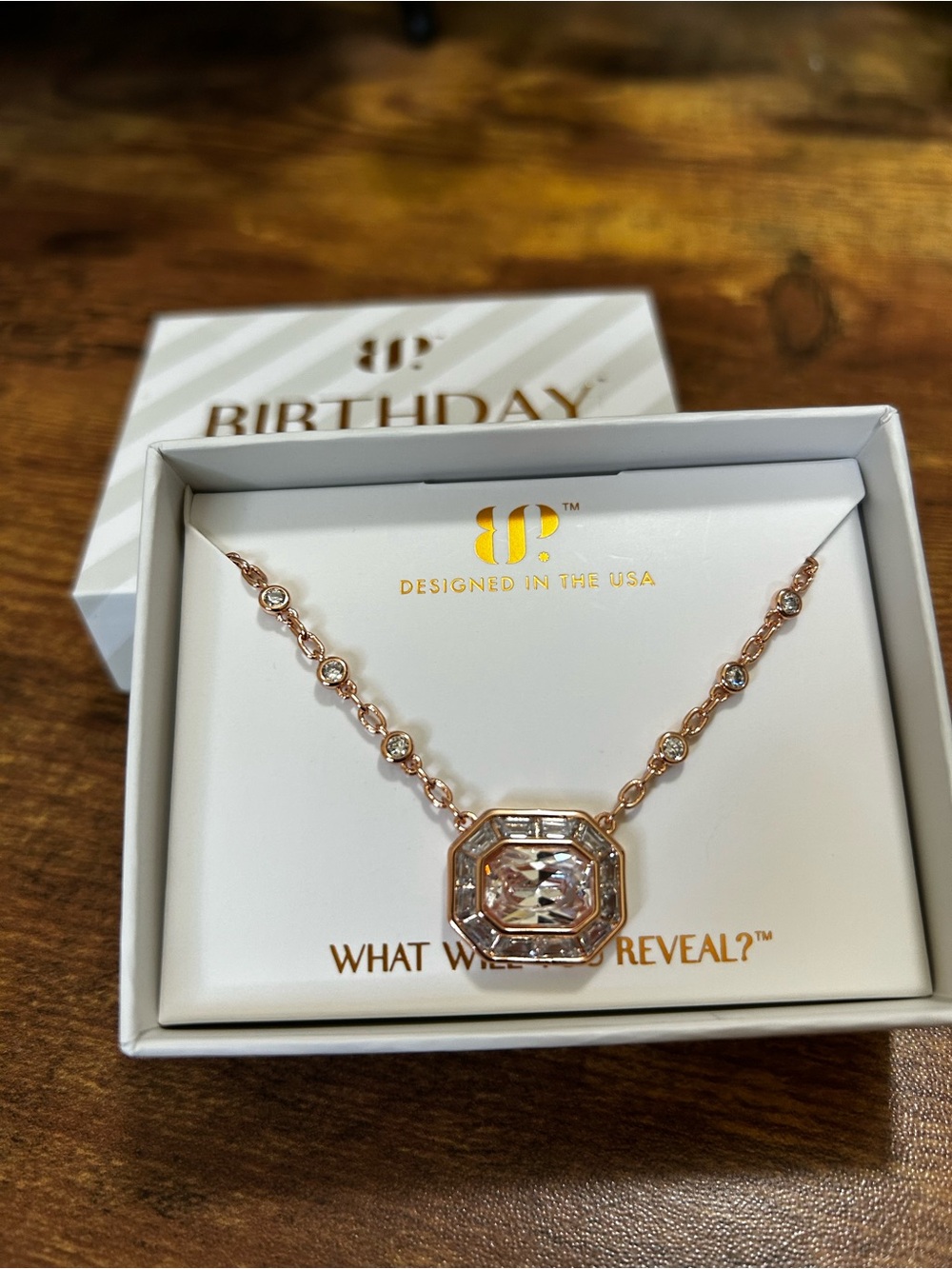 Bomb Party April 2026 “The Lyra Necklace”, Rose Gold